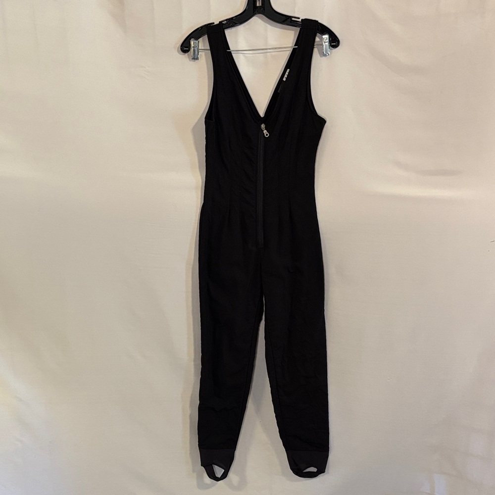 Nils Vintage Ski JumpSuit Black V-neck Stirrups Size 4
